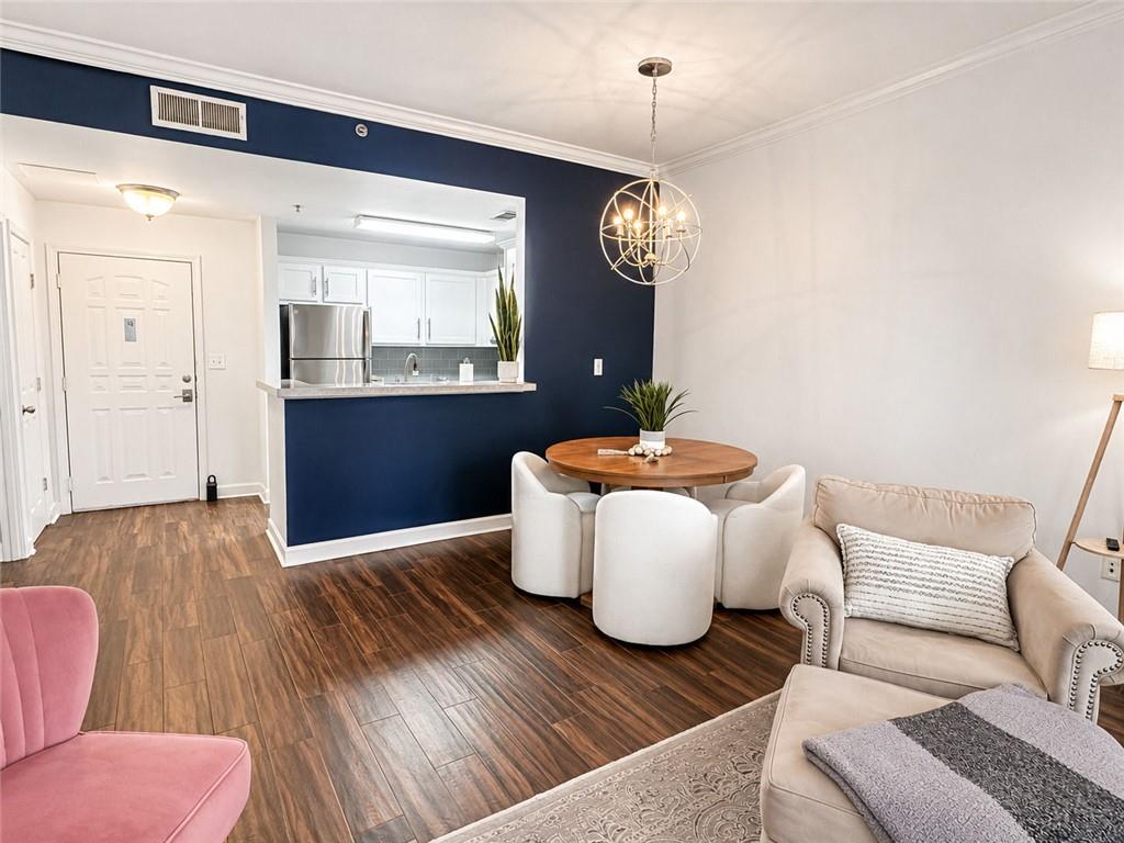 1101 Juniper Street NE APT 616