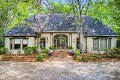 305 Heards Ferry Road Atlanta GA 30328