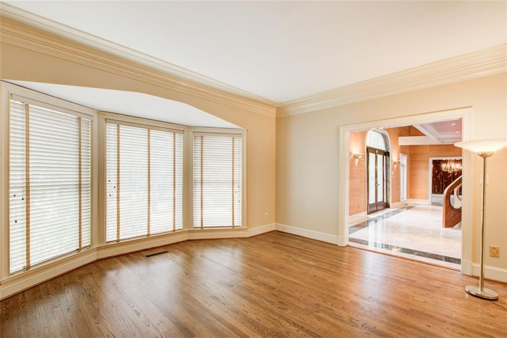 305 Heards Ferry Road