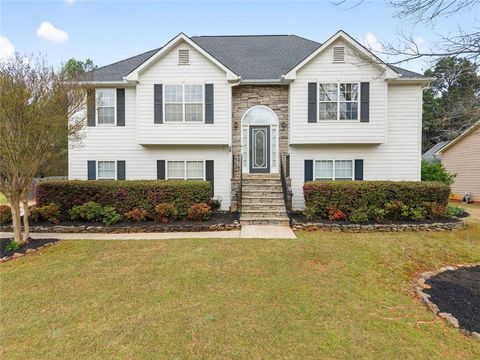 Homes For Sale - 5238 Fawn Ivey Lane<br/> Buford, GA 30519