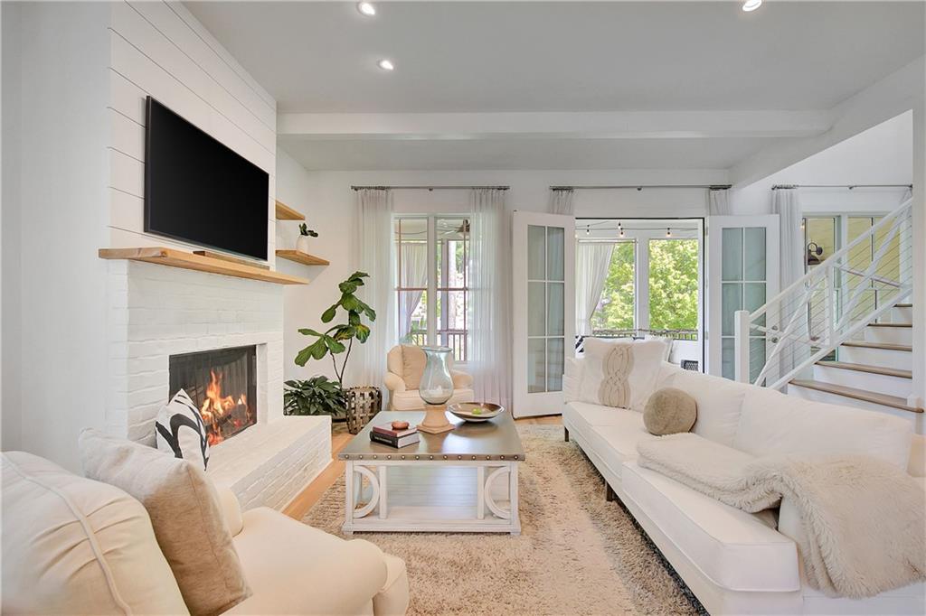 11190 Serenbe Lane