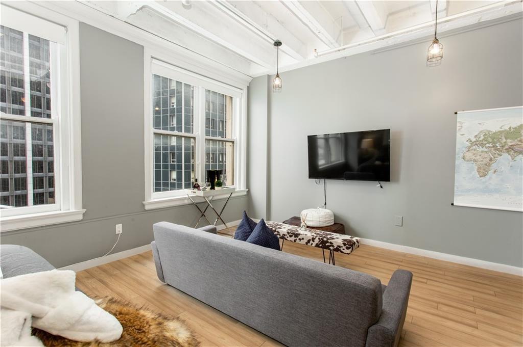 32 Peachtree Street NW 1105