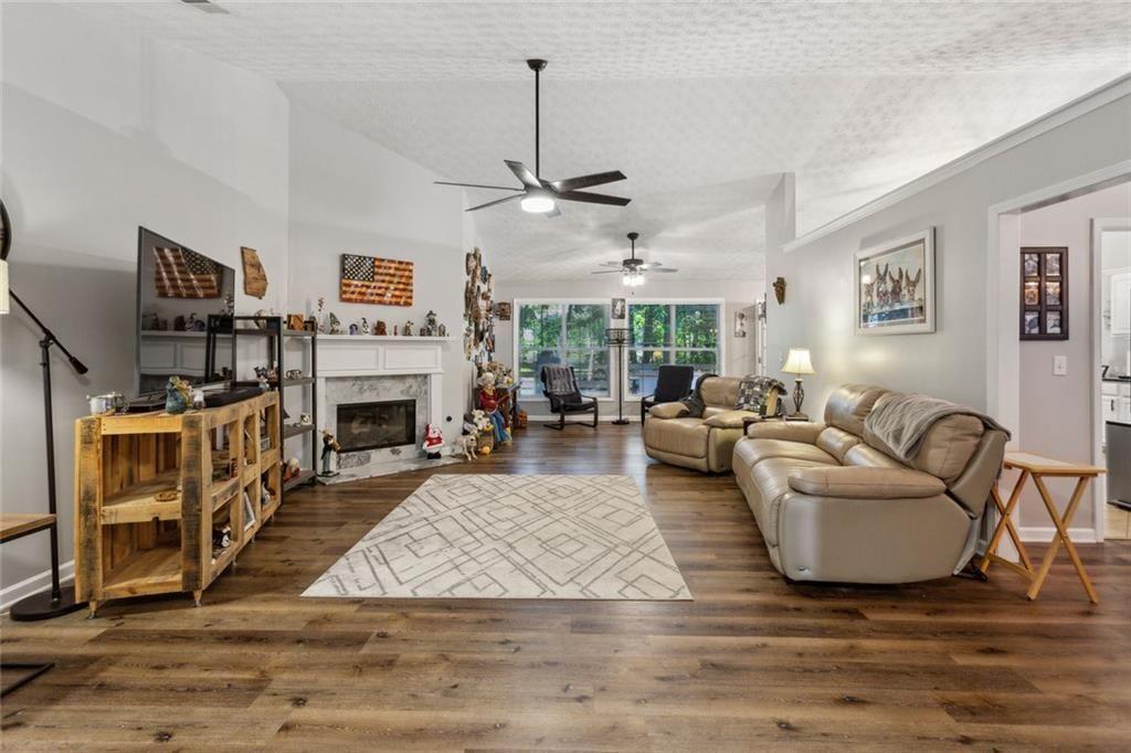 3306 Freedom Landing NW
