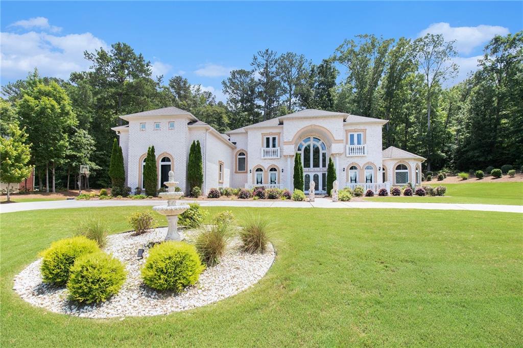2425 Wild Oak Court