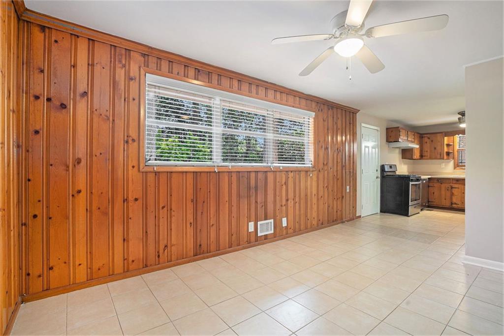 2480 Warwick Circle, Atlanta, Georgia image 7