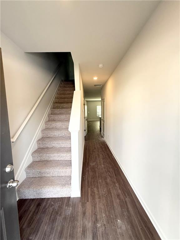 140 Pin Oak Trail NW 93