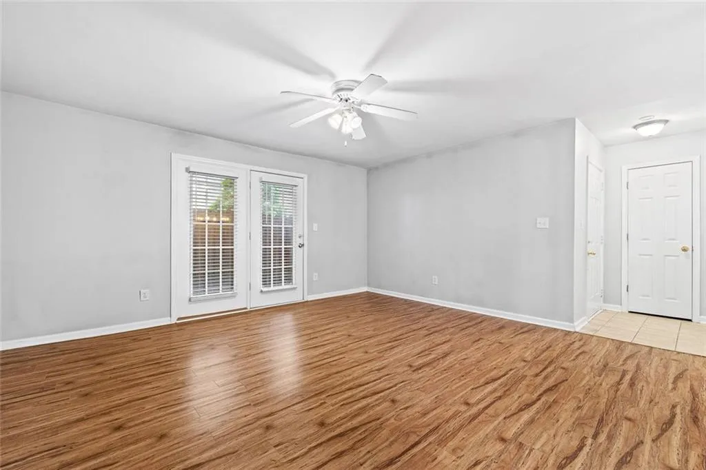 Sandy Springs, Georgia 30328, United States, 3 Bedrooms Bedrooms, ,2 BathroomsBathrooms,Residential,Active,154565