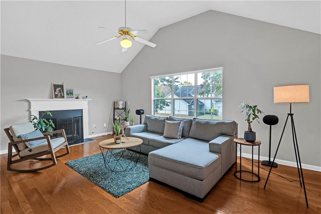 2180 Hidden Creek Dr