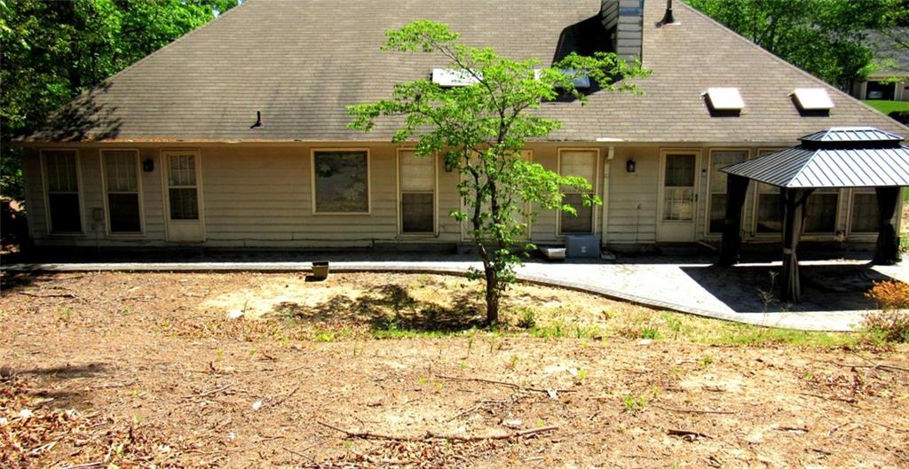 4305 Deep Springs Court NW