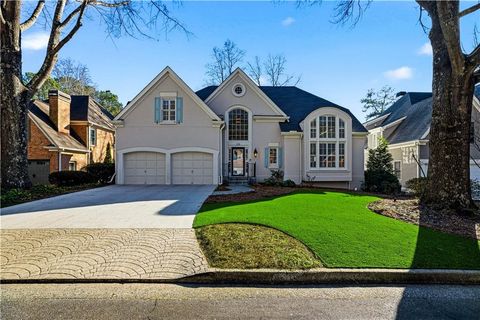 215 Woodchase Close NE Atlanta GA 30319