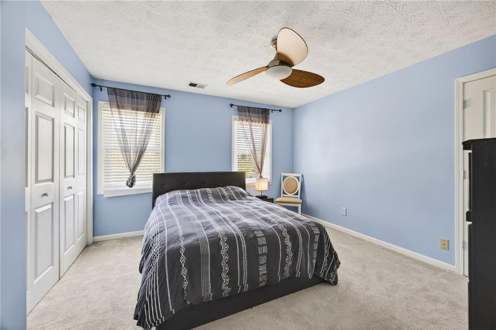 Eagle Glen - Residential