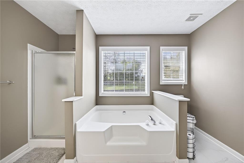 Eagle Glen - Residential