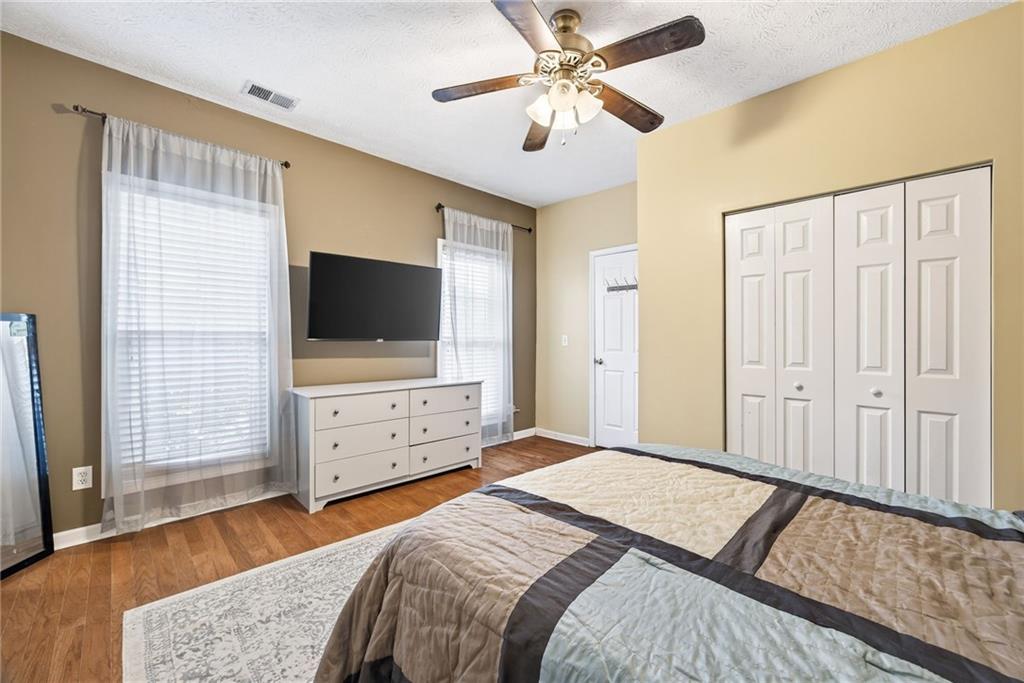 Eagle Glen - Residential