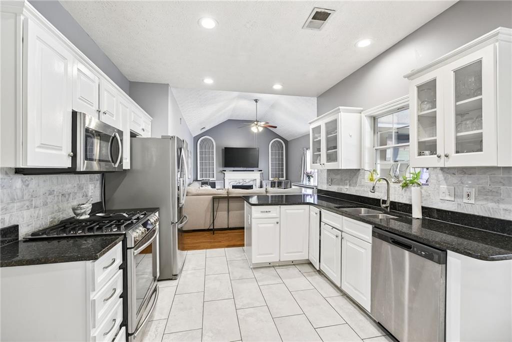 Eagle Glen - Residential