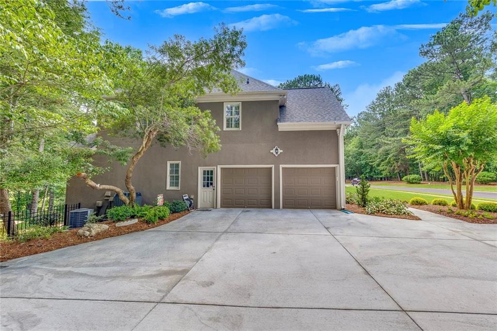 407 Amber Lane