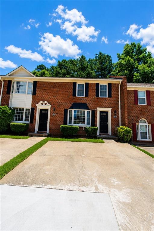 5584 Executive Way