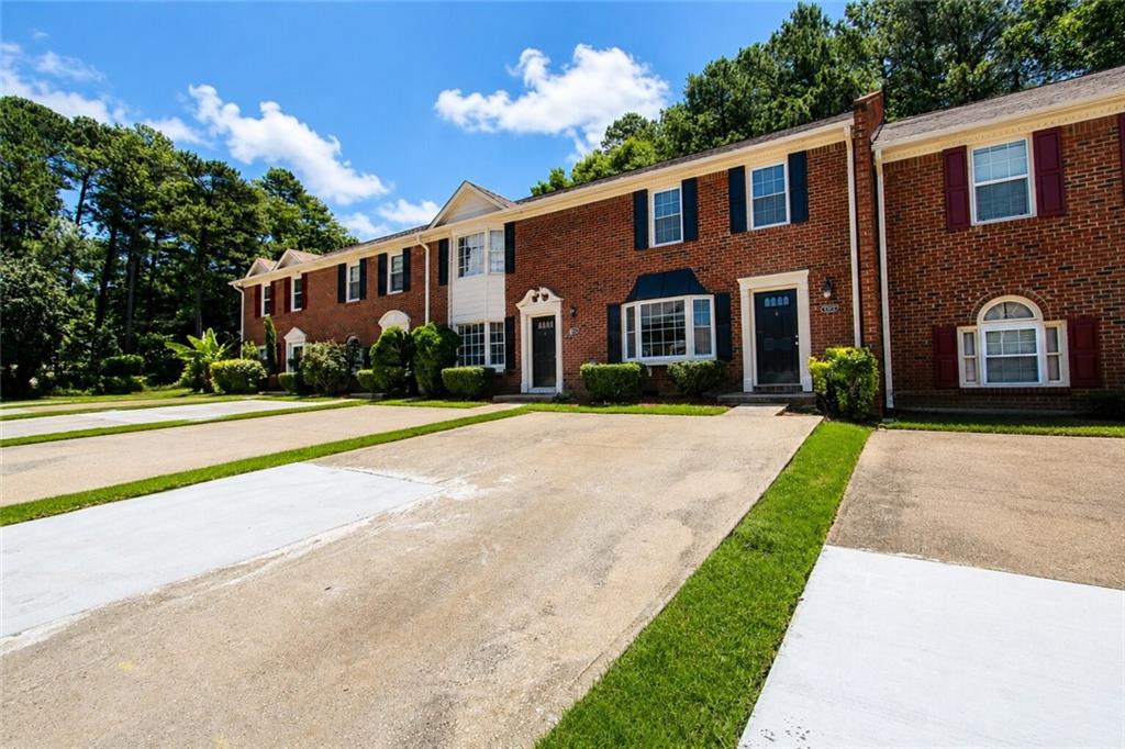 5584 Executive Way