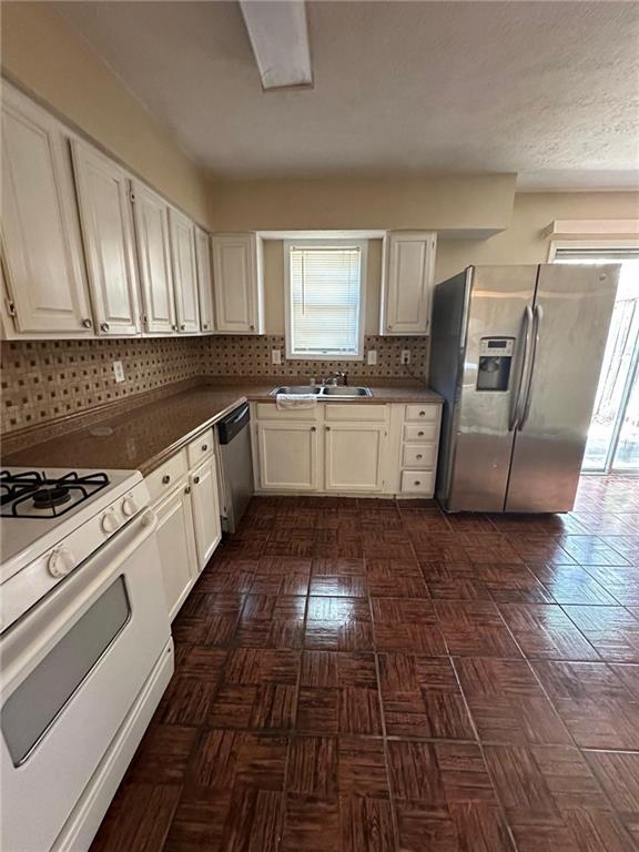 3241 Abbeywood Drive