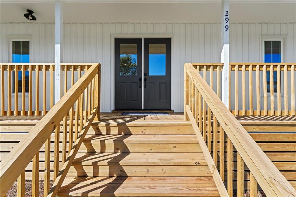 299 Gaines Road NE