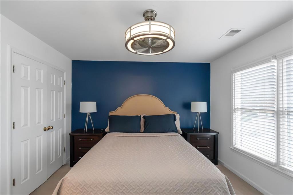 SOUTHLANDS - Residential