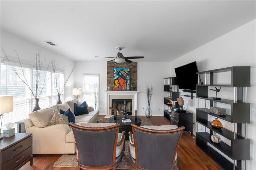 SOUTHLANDS - Residential