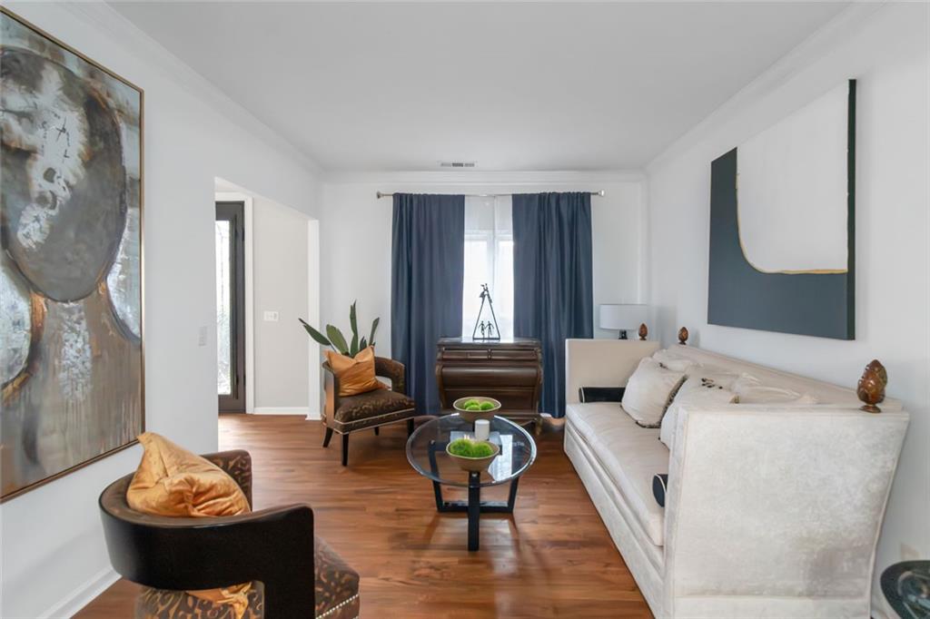 SOUTHLANDS - Residential