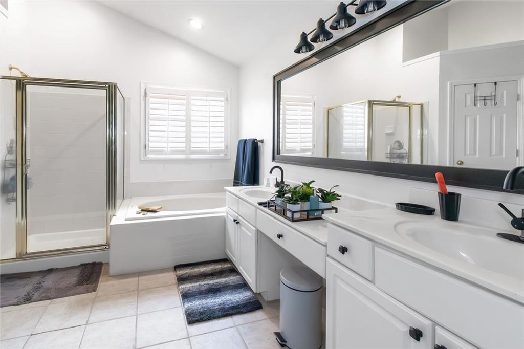 SOUTHLANDS - Residential