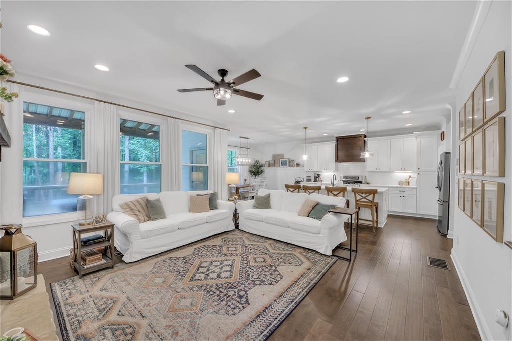 104 Woodland Lane