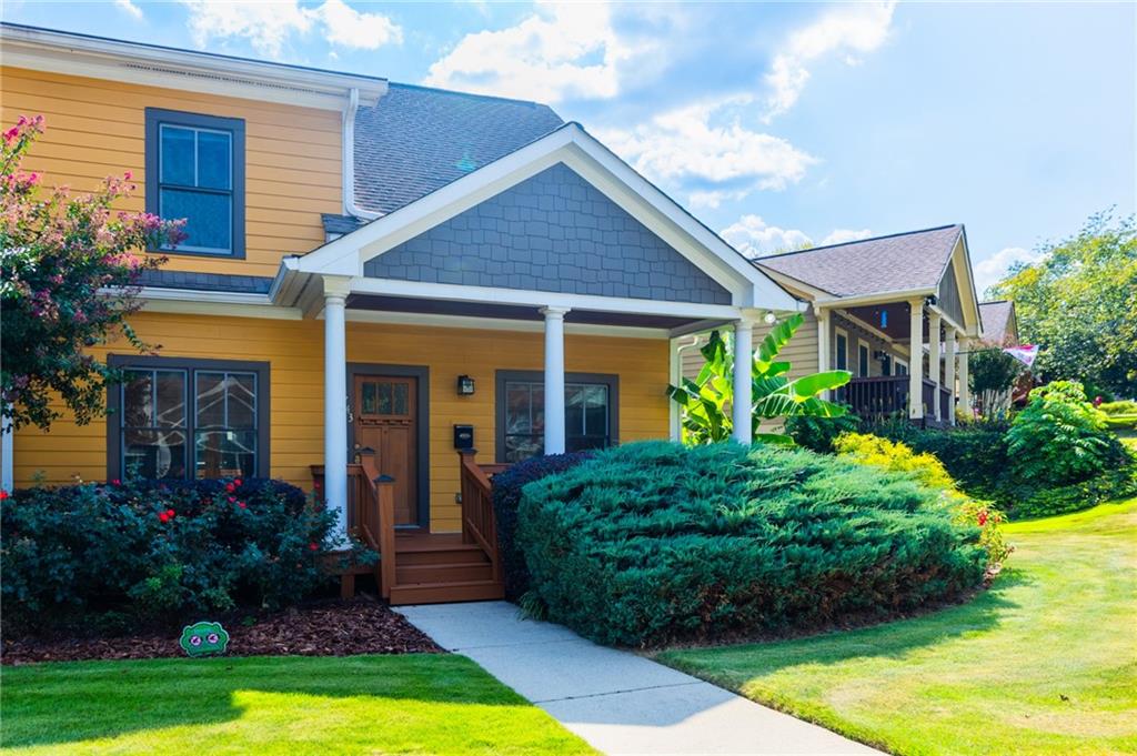 743 Frasier Circle SE