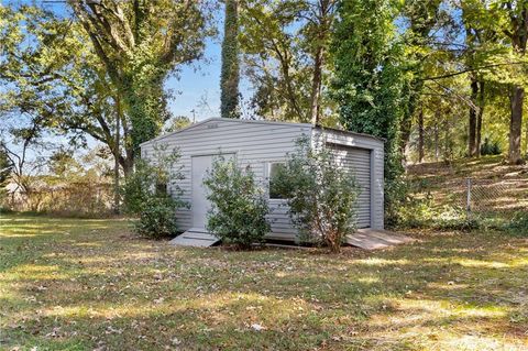 A home in Lilburn