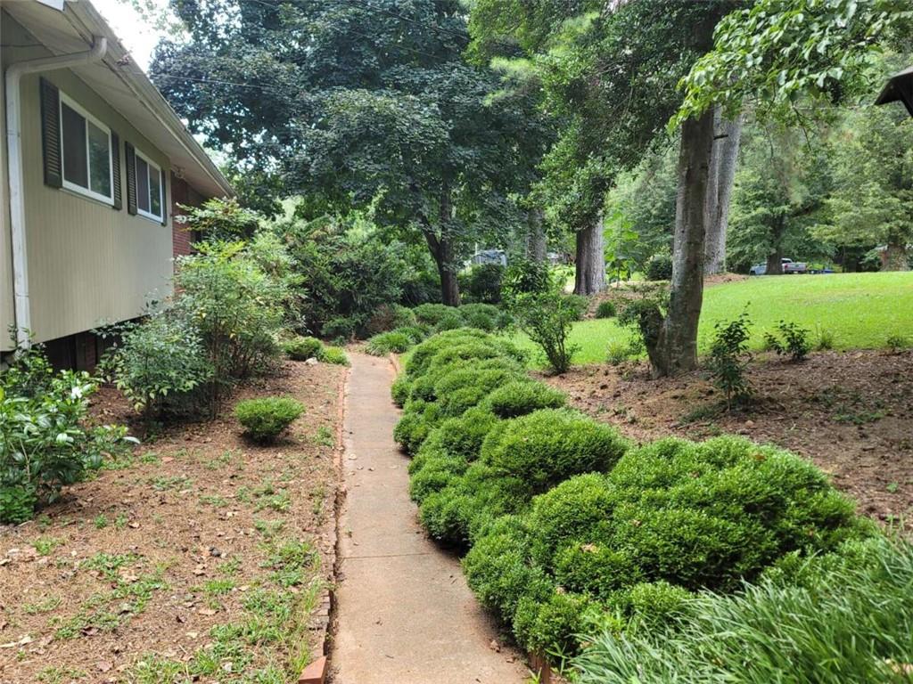 2157 Skyline Drive