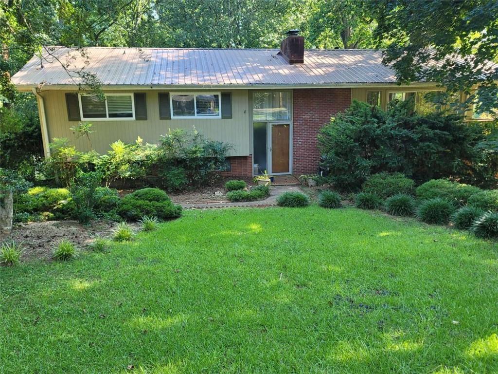 2157 Skyline Drive