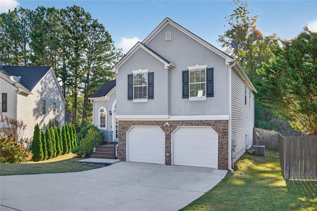 2907 Crest Ridge Court SW