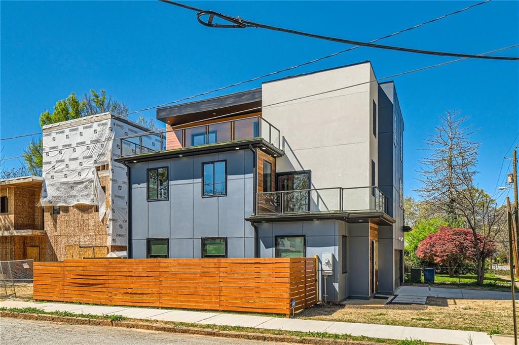 548 Fletcher Street