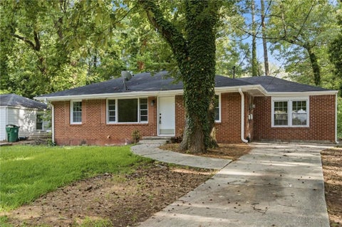 Homes For Rent - 2801 Mitchell Drive<br/> Decatur, GA 30032