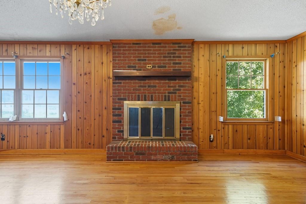 195 River St, Ellijay, GA, 30540, USA, 4 Bedrooms Bedrooms, ,4 BathroomsBathrooms,Residential,Active,195 River St,7723741