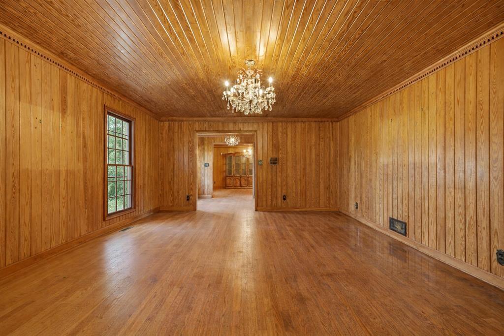 195 River St, Ellijay, GA, 30540, USA, 4 Bedrooms Bedrooms, ,4 BathroomsBathrooms,Residential,Active,195 River St,7723741