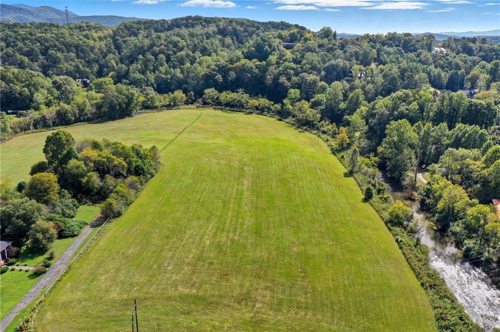 195 River St, Ellijay, GA, 30540, USA, 4 Bedrooms Bedrooms, ,4 BathroomsBathrooms,Residential,Active,195 River St,7723741