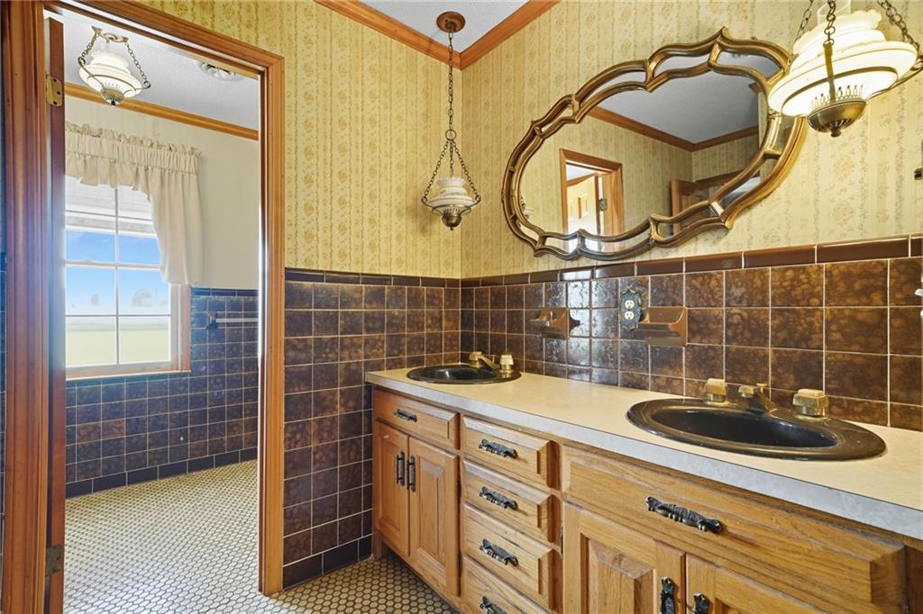 195 River St, Ellijay, GA, 30540, USA, 4 Bedrooms Bedrooms, ,4 BathroomsBathrooms,Residential,Active,195 River St,7723741