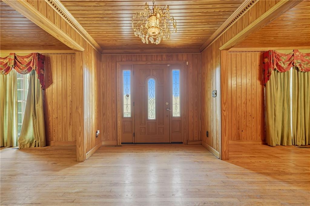 195 River St, Ellijay, GA, 30540, USA, 4 Bedrooms Bedrooms, ,4 BathroomsBathrooms,Residential,Active,195 River St,7723741