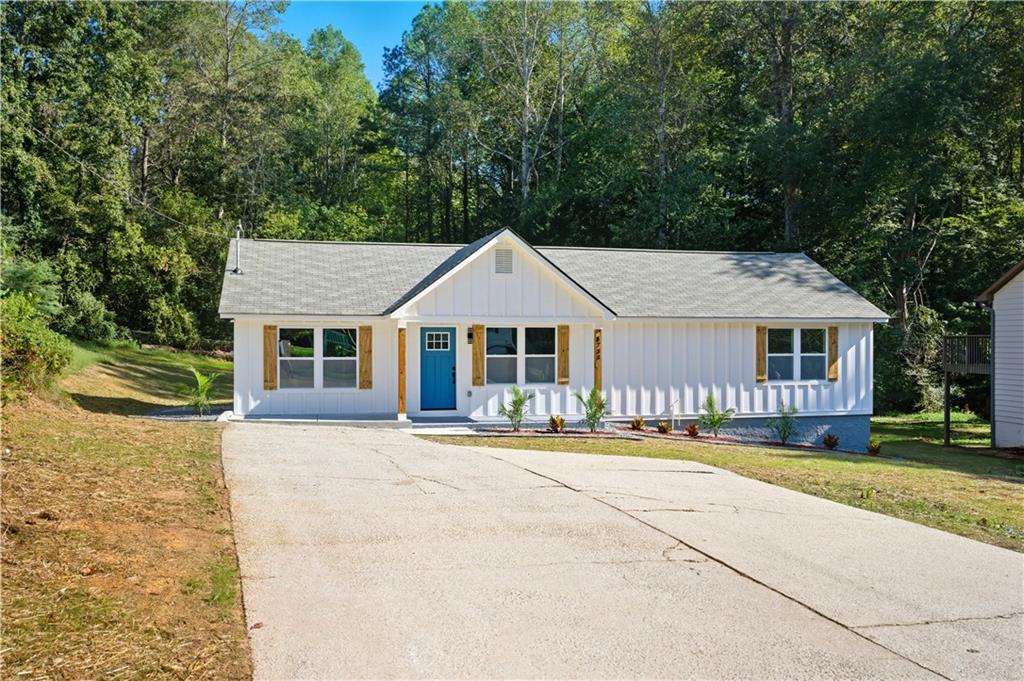 1733 Merry Oak Road SW