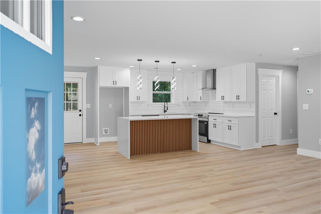 1733 Merry Oak Road SW