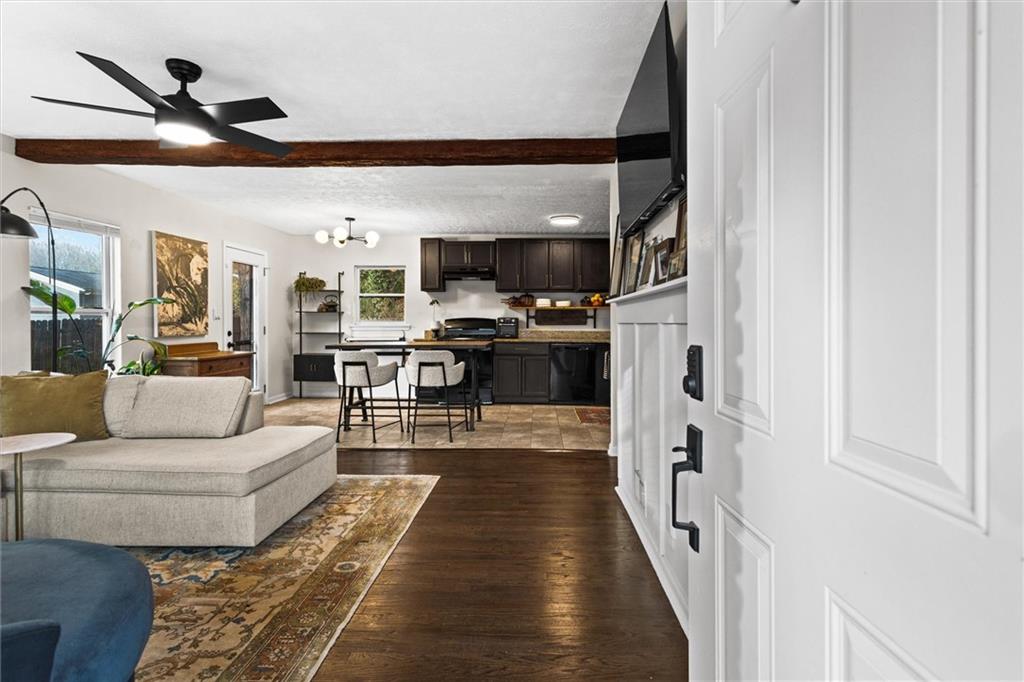 2466 Bouldercliff Way SE