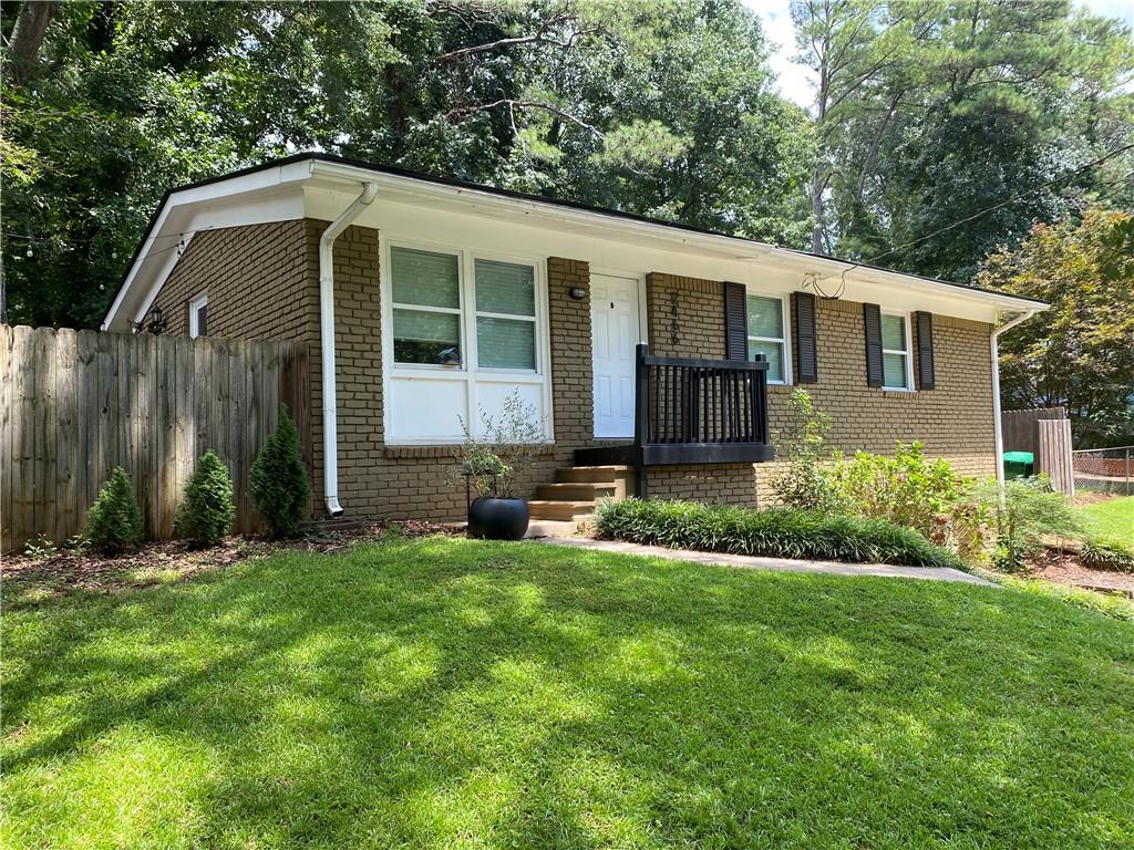 2466 Bouldercliff Way SE