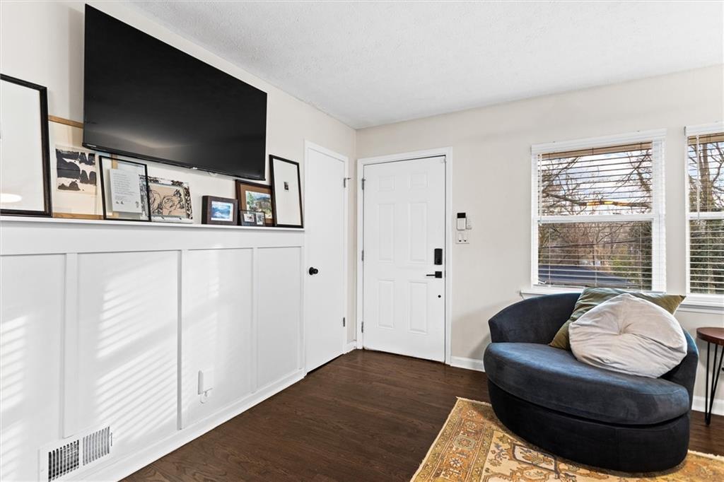 2466 Bouldercliff Way SE