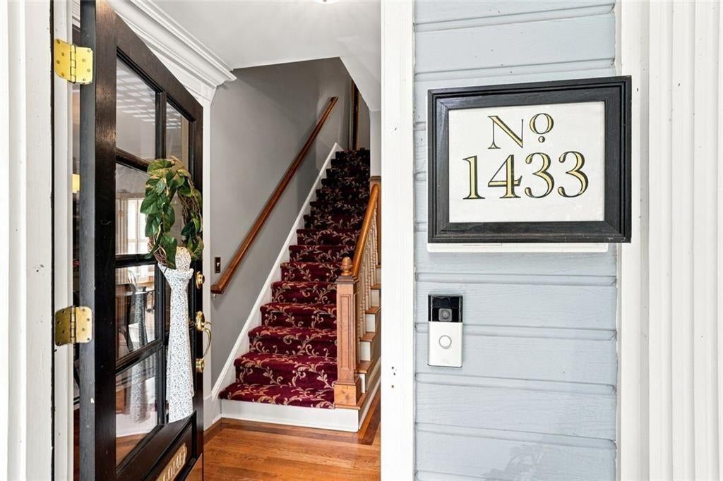 1433 Oakengate Drive