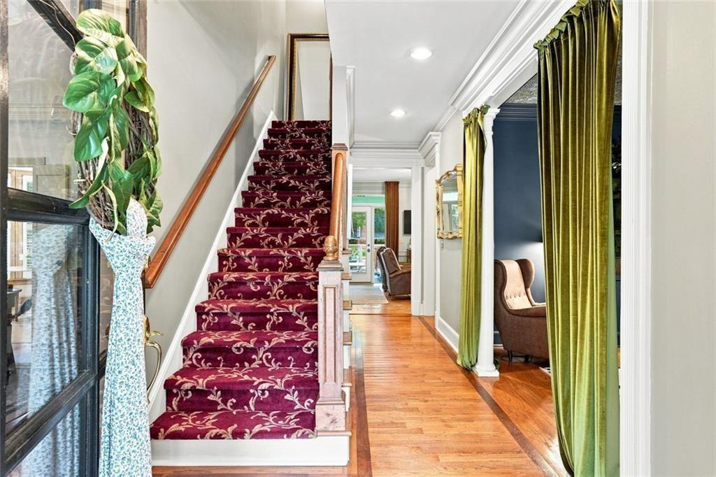 1433 Oakengate Drive
