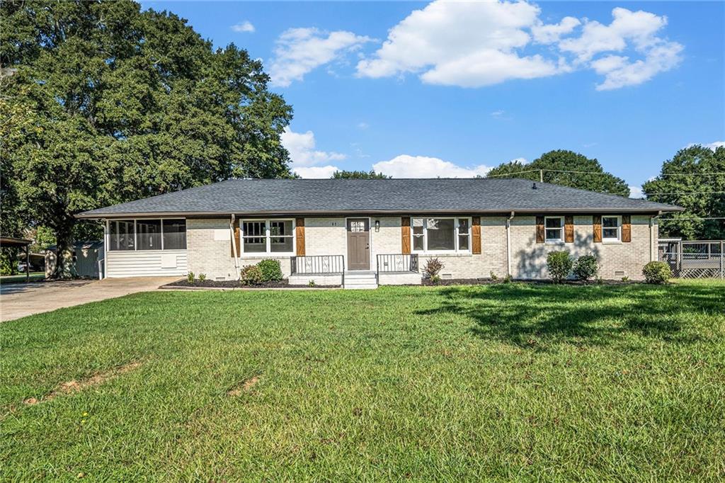 Discover this beautifully renovated 3-bedroom, 2-bathroom home set on a generous 1.25-acre lot in the heart of Hartwell. With 1,736 sq ft of living space, this property blends classic charm with modern updates for a move-in ready experience.
Step inside to find a freshly updated interior featuring new flooring, stylish fixtures, and a bright, open layout perfect for entertaining. The spacious kitchen flows seamlessly into the dining and living areas, while the bedrooms offer comfort and privacy. Outside, enjoy your own backyard retreat with an above-ground pool, mature trees, and plenty of room for gardening or outdoor activities.
Located just minutes from Lake Hartwell, you’ll have easy access to boating, fishing, and camping at Hartwell Lakeside Park. Downtown Hartwell’s charming shops, restaurants, and historic districts—including the Franklin Street–College Avenue Residential Historic District—are also nearby, offering a true small-town Southern lifestyle with rich history.
With its large lot, stylish upgrades, and convenient location near local attractions, this home offers the perfect blend of privacy, comfort, and recreation—a rare find in today’s market!