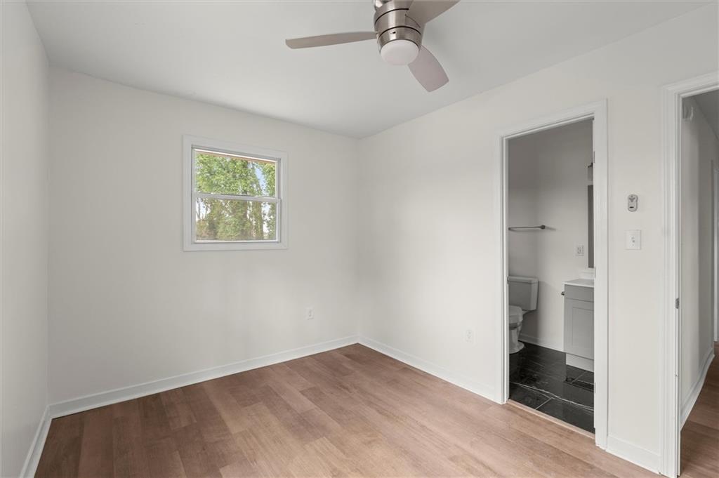 327 Thornton Street, Atlanta, Georgia image 13