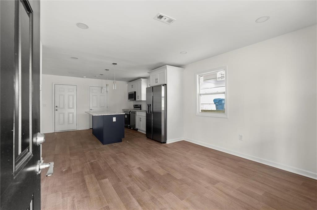 327 Thornton Street, Atlanta, Georgia image 6